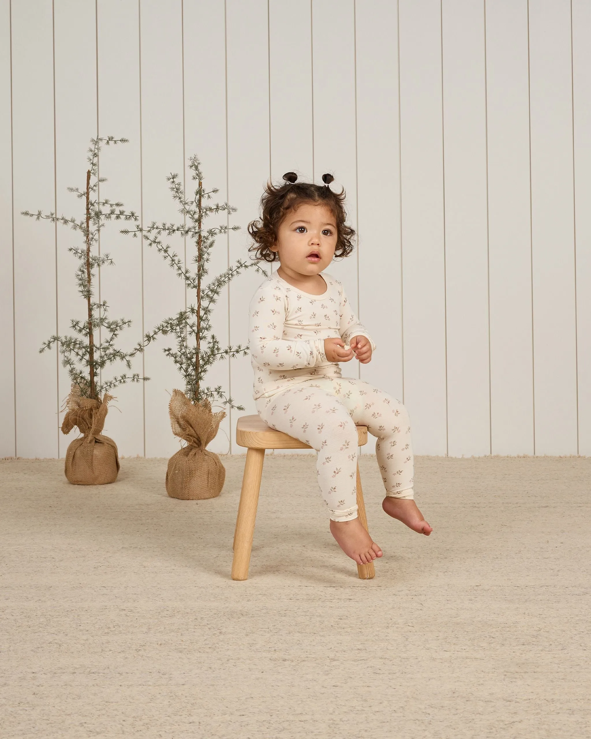 Holly Berry Bamboo Pajama Set in Natural