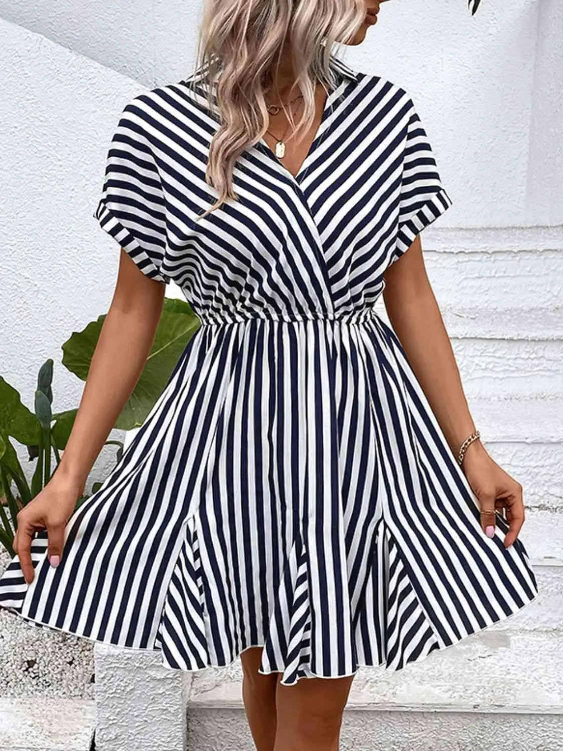 Versatile Chic Short Sleeve Striped Mini Dress