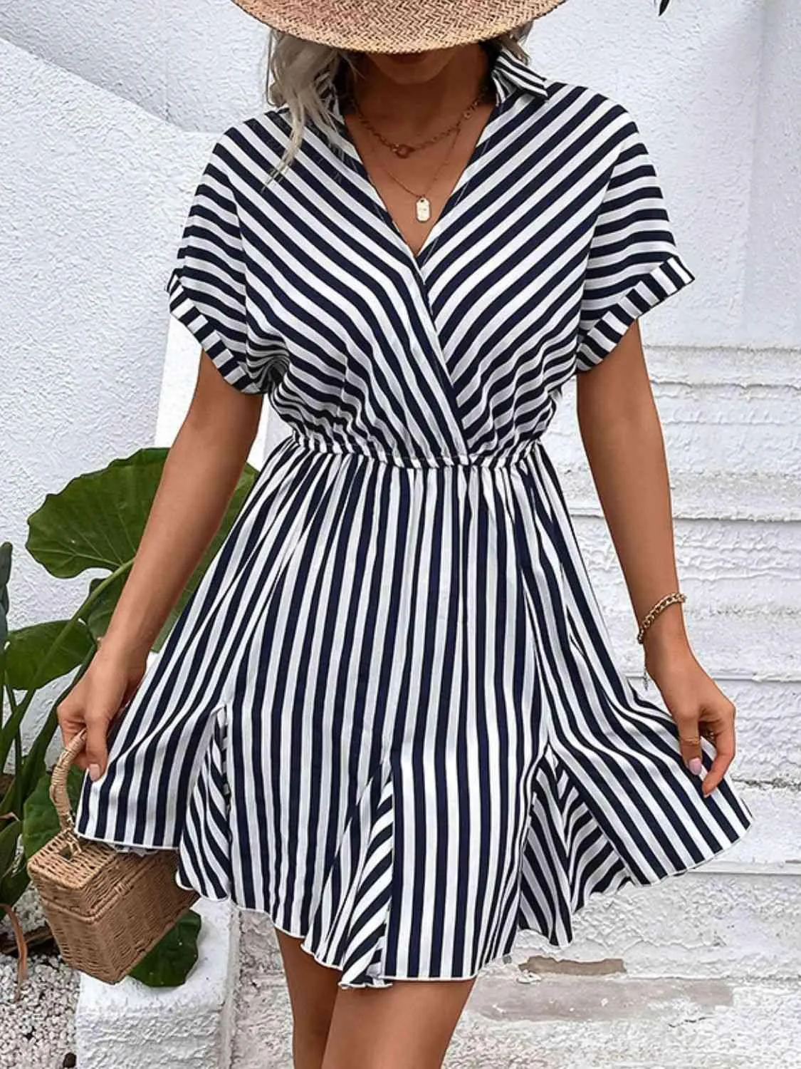 Versatile Chic Short Sleeve Striped Mini Dress