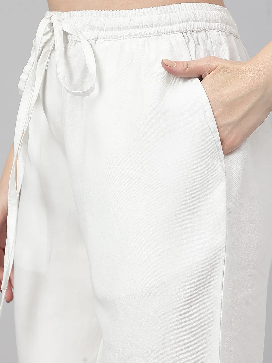 White Denim Solid Casual Pant